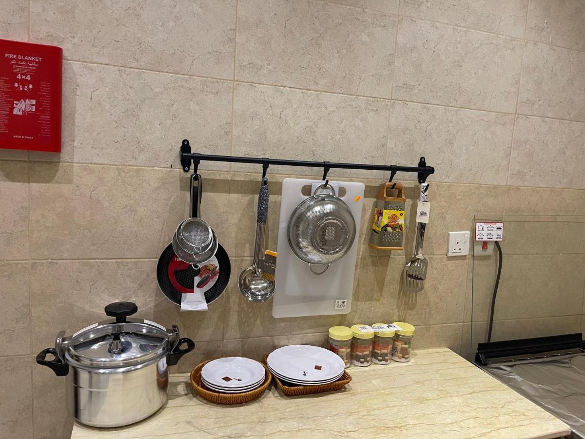 Al Bateel Furnished Apartments リヤード エクステリア 写真