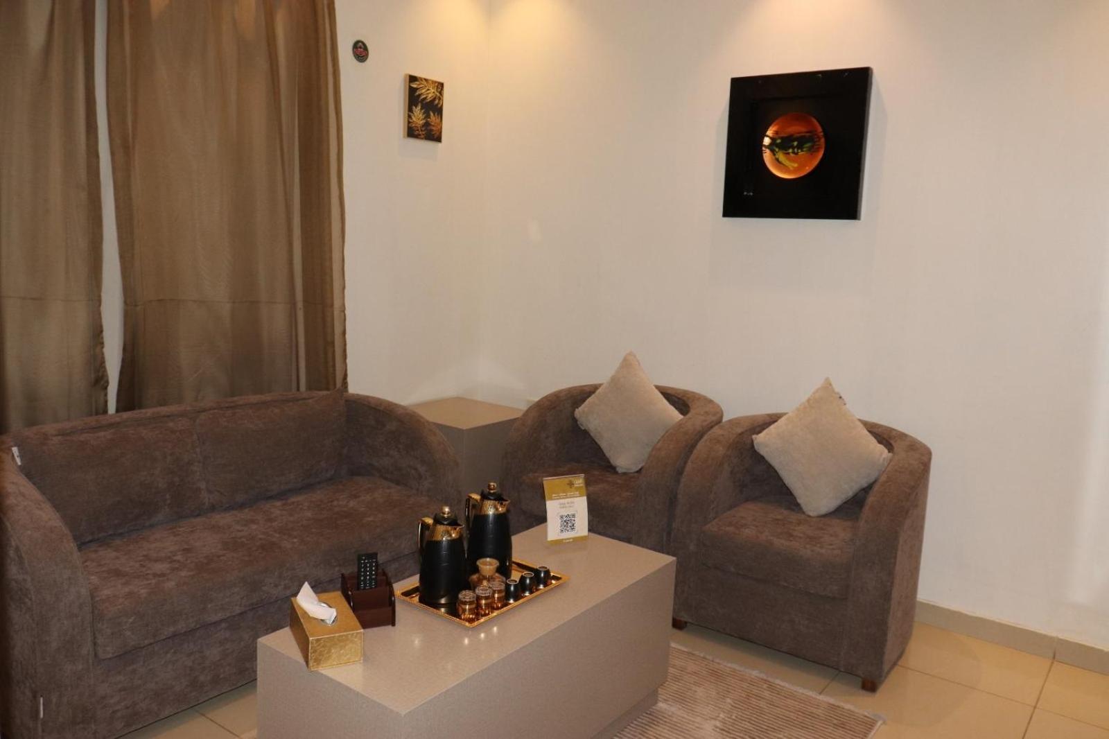 Al Bateel Furnished Apartments リヤード エクステリア 写真