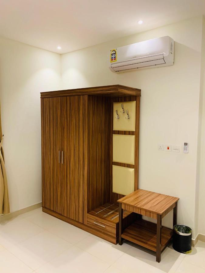 Al Bateel Furnished Apartments リヤード エクステリア 写真
