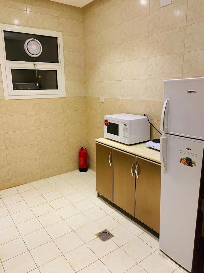 Al Bateel Furnished Apartments リヤード エクステリア 写真