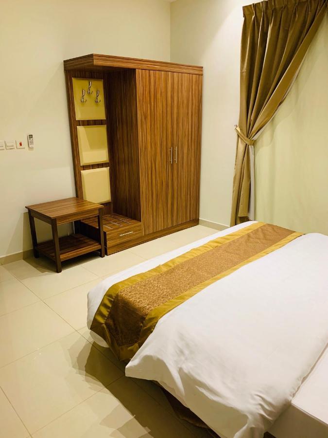 Al Bateel Furnished Apartments リヤード エクステリア 写真
