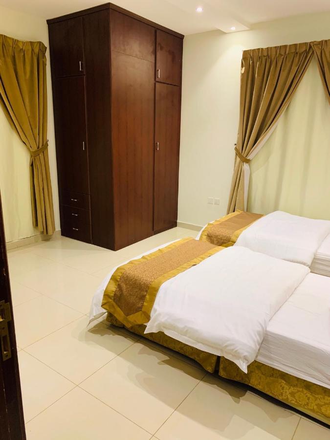 Al Bateel Furnished Apartments リヤード エクステリア 写真