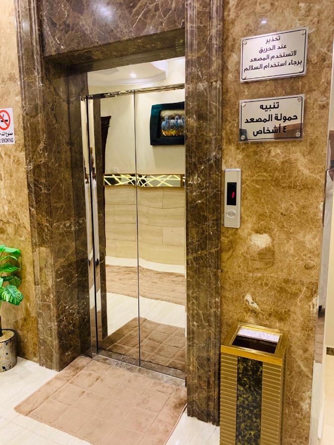 Al Bateel Furnished Apartments リヤード エクステリア 写真